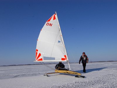 Jégvitorlás a Tisza-tavon